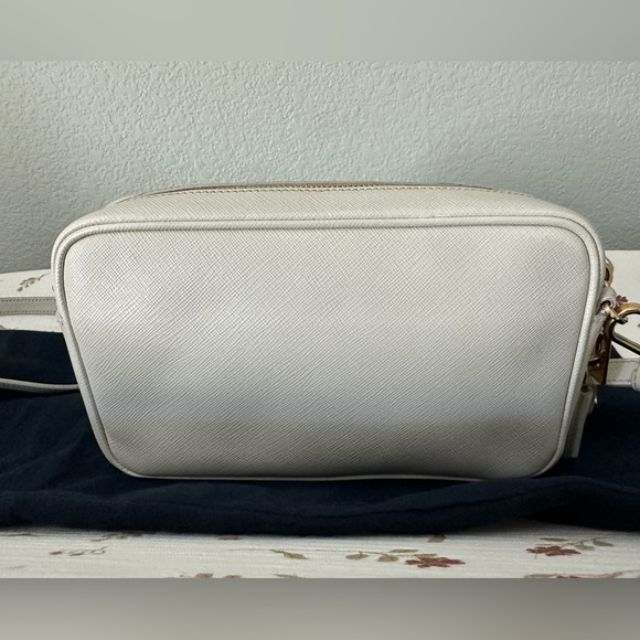 Prada camera bag - Picture 3 of 14